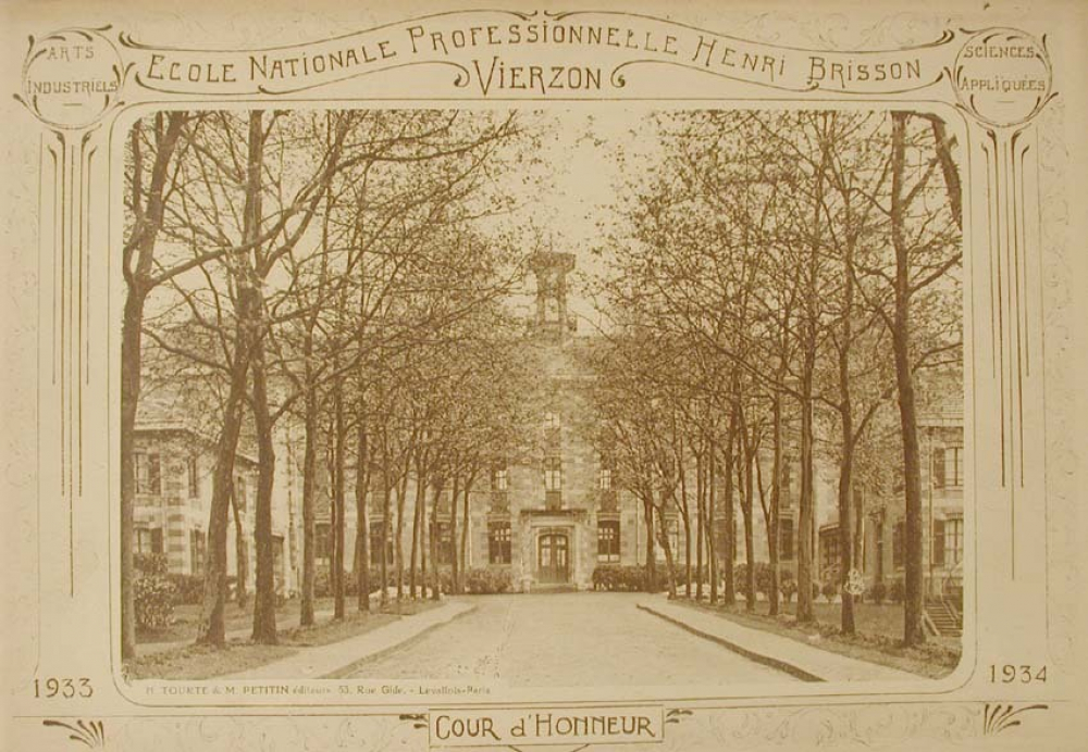 Ecole Nationale Professionnelle Henri Brisson - Vierzon. (Cher). 1933-1934.