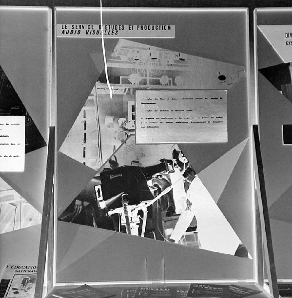 I.P.N. : exposition itinérante sur les relations culturelles, mars 1956