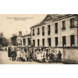 Saint-Pierre-de-Manneville (S.-Inf.) - Mairie et École.
