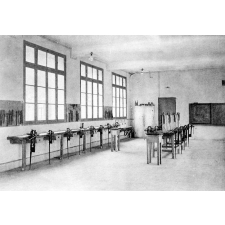 Ecole Supérieure de Garçons - Mascara 1933. (Algérie).