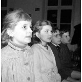 Enseignement musical, cours de Mme Cory : la répétition du chant.