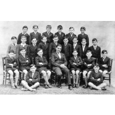 Ecole Saint-Caprais - Agen. (Lot-et -Garonne). 1933-1934.