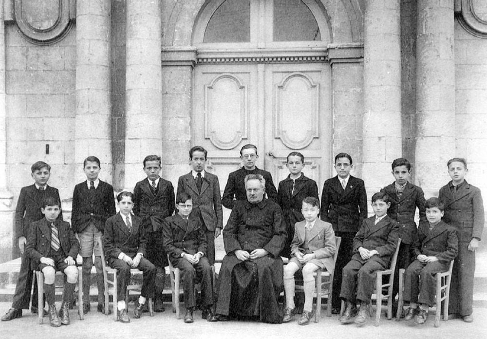 Institution Saint-Louis - Saumur. (Maine-et-Loire).