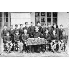 Ecole Saint-Caprais - Agen. (Lot-et -Garonne). 1933-1934.