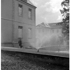 Lycée de Coutances : les façades des bâtiments. 