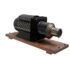 Lanterne de projection électrique, en coffret. Cyclor B.