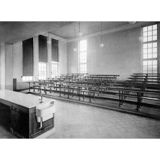 Ecole Nationale Professionnelle - Egletons. (Corrèze). 1933. 