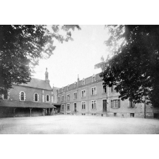 Ecole Léon XIII - Châteauroux. (Indre). 1923-1924.