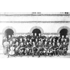 Maynières 1514. Institution St Joseph. Mesnières 1914.
