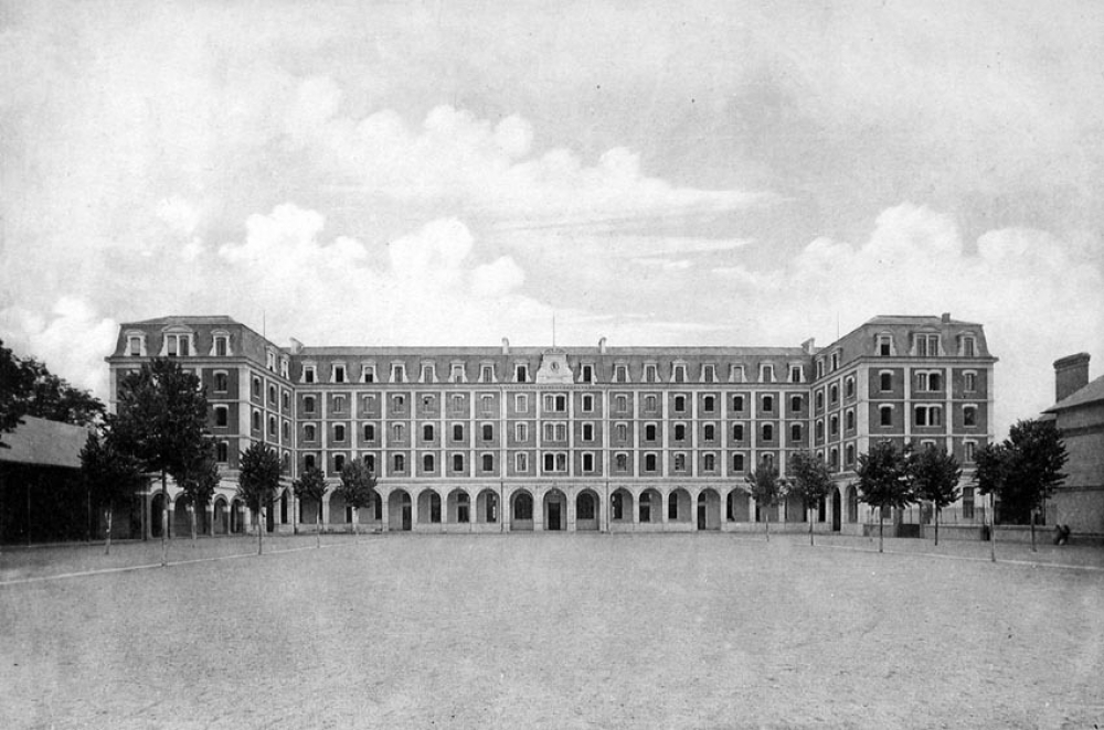 Ecole Nationale Professionnelle Jean Dupuy - Tarbes. 1928-1929. Industrie-Commerce-Hôtellerie.