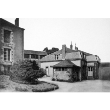 Ecole primaire supérieure de jeunes filles -Mayenne. (Mayenne).