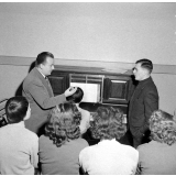 Enseignement musical : la leçon de chant au lycée La Fontaine.