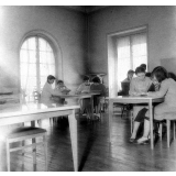 Lycée Duruy : la salle de lecture des élèves.