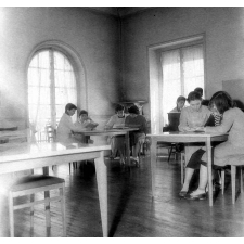 Lycée Duruy : la salle de lecture des élèves.