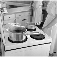 Ecole nationale d'enseignement technique de Montluçon : cours de cuisine