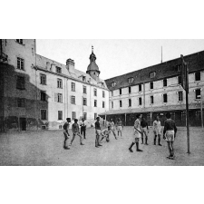Lycée Théophile-Gautier. Tarbes.