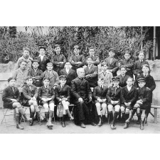 Ecole Libre de la Trinité - Béziers. (Hérault). 1925-1926.
