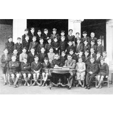 Ecole Notre-Dame de Bétharram. 1936-1937.