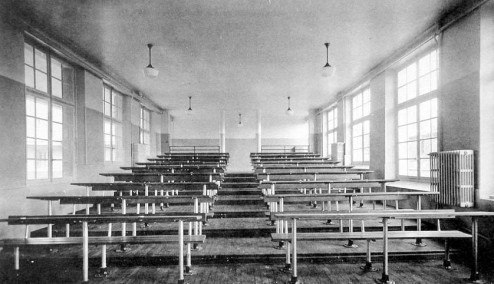 École Pratique d'Industrie D'Auxerre. 1936-1937.