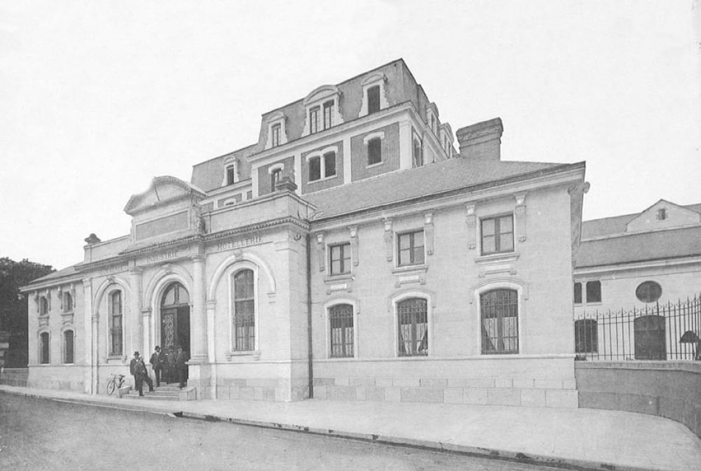 Ecole Nationale Professionnelle Jean Dupuy - Tarbes. 1928-1929. Industrie-Commerce-Hôtellerie.