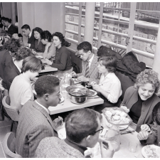 Restaurant universitaire médico-social : Le Prince : Etudiants : Repas