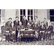 Souvenir des Noces de Diamant du Pensionnat Saint-Gilles - Moulins (Allier) Octobre 1853 - 20 Mai 1928.