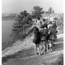 Colonie d'Erquy, œuvres laïques de la ville de Saint-Brieuc : promenade
