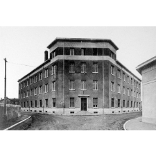 Ecole Primaire Supérieure de Garçons & Ecole Pratique de Commerce & d'Industrie. Ville de Valence. (Drôme).