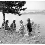 Colonie d'Erquy, œuvres laïques de la ville de Saint-Brieuc : promenade au port d'Erquy