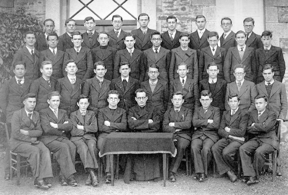 Petit Séminaire Sainte-Croix - Châteaugiron. (Ille et vilaine). 1940-1941.