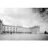 Institution St Pierre. Courpière. Puy-de-Dôme. Ancien Collège de Billom. Fondé en 1556.