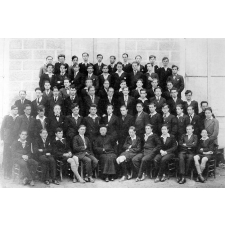 Ecole Notre-Dame de Mont-Roland - Dole. 1931-1932. (Jura).