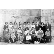 Pensionnat de la Providence. 20, Rue de la Prévoté. Poitiers - 1931-1932.