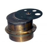 Jeu d'optique : diaphragme à six trous.