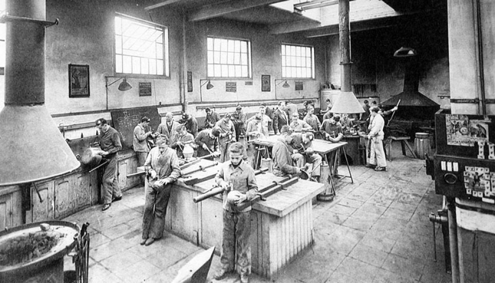 Ecole Pratique de Commerce, d'Industrie et de Mécaniciens de Marine de Boulogne-Sur-Mer. 