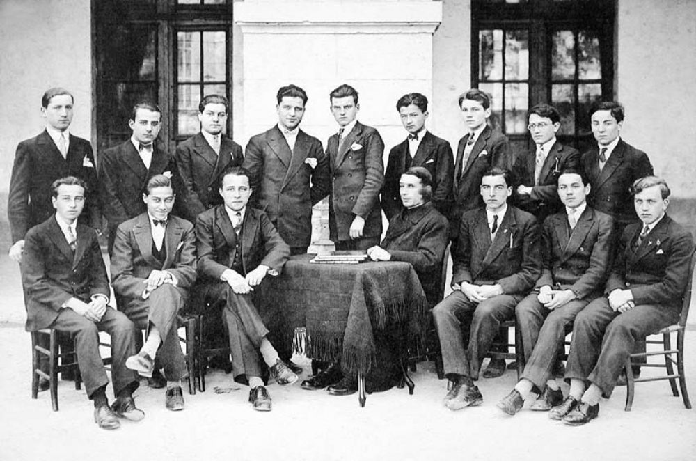 Collège Saint-Caprais - Agen. (Lot-et-Garonne). 1928-1929.