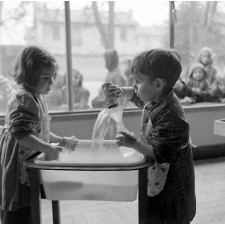 Ecole maternelle de Meudon : jeux de sable.