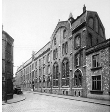 Ecole Pratique de Commerce, d'Industrie et de Mécaniciens de Marine de Boulogne-Sur-Mer.