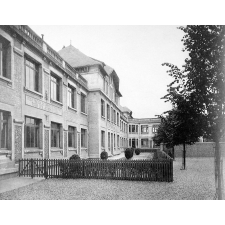 Ecole Pratique de Jeunes Filles de Sotteville-Lès-Rouen. 