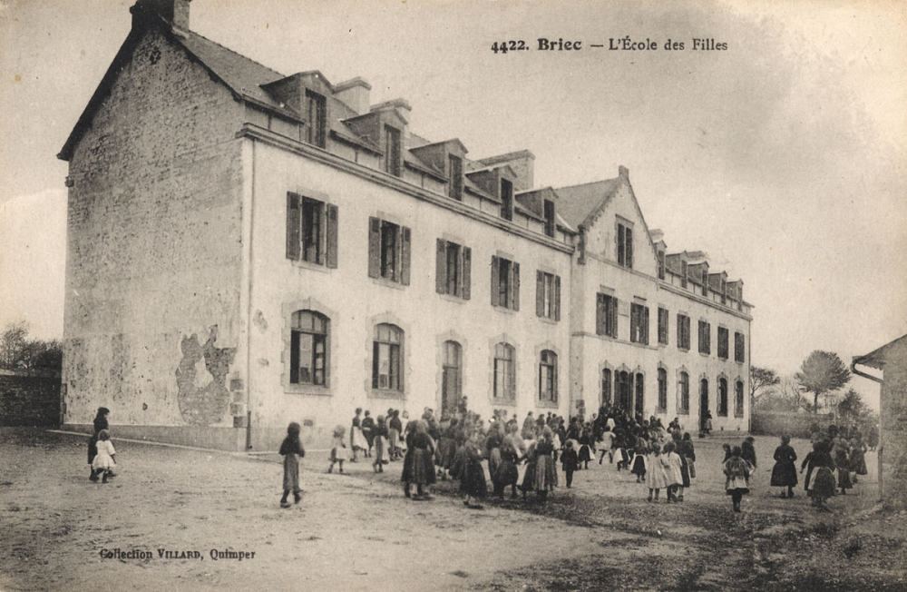 4422 - Briec - L'Ecole des Filles.