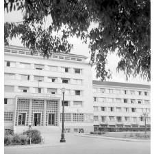 Cité internationale universitaire de Paris, boulevard Jourdan : maison de la France d'Outre-Mer