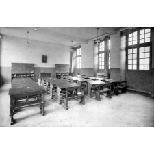 Ecole Primaire Supérieure et Ecole Prartique de Commerce et d'Industrie. Sens (Yonne).
