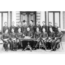 Ecole Libre Jeanne D'Arc, 25 bis, Rue Colbert - Lille. Année 1937-1938.