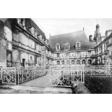 Château de Mesnières. (Seine-Inférieure). Institution St Joseph.