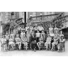 Lycée de Jeunes Filles - Roannne. Album du Cinquantenaire. 1933.