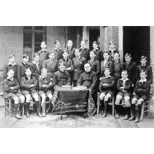 Institution Notre-Dame. Valenciennes. 1933-1934.