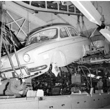 Régie Renault : la chaîne de montage des Dauphines