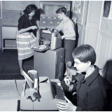 Collège-lycée technique Sophie Germain : la formation des secrétaires.