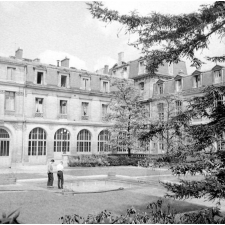 Lycée Janson de Sailly : la cour intérieure