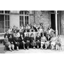 Ecole Normale d'Institutrices. St-Germain-en-Laye - 1929.